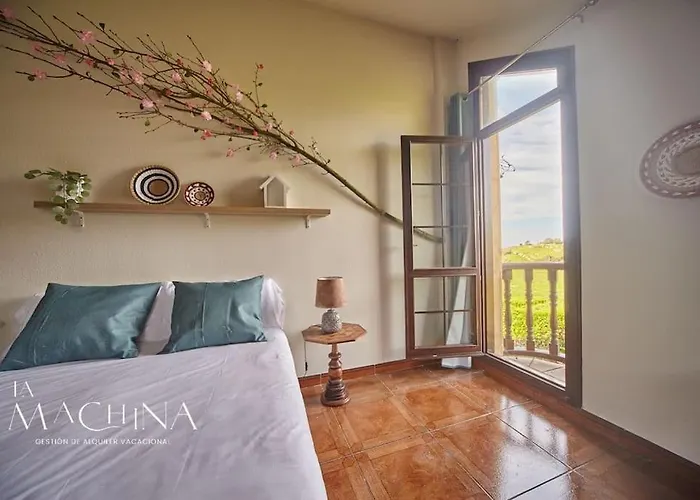 Casa Otanes. En La Playa, Con Piscina Privada.