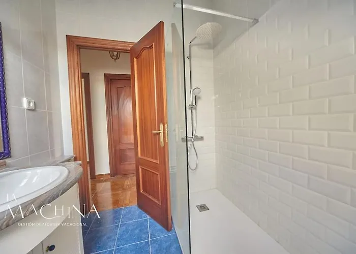 Casa Otanes. En La Playa, Con Piscina Privada. *