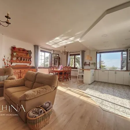 Willa Casa Otanes. En La Playa, Con Piscina Privada. Mogro