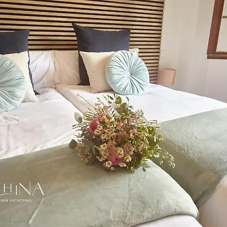 Casa Otanes. En La Playa, Con Piscina Privada. Mogro