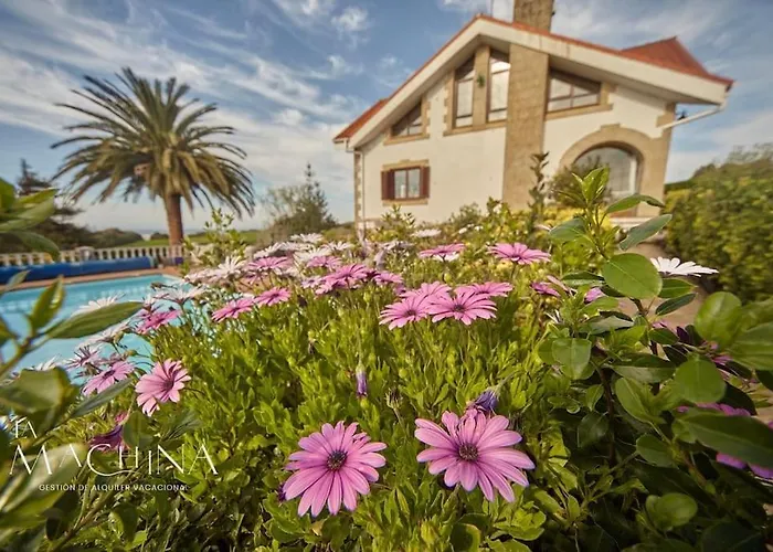 Casa Otanes. En La Playa, Con Piscina Privada. Villa *